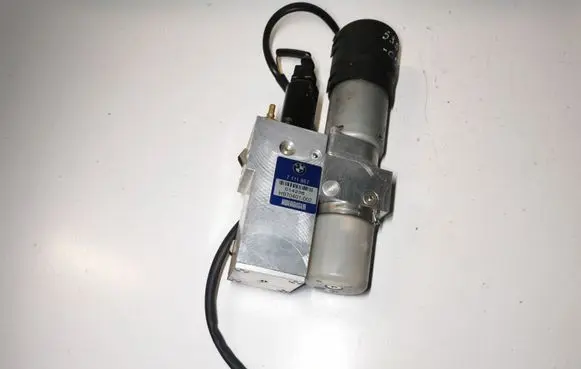 BMW 5 E60 E61 Tailgate hydraulic pump motor HB70401002