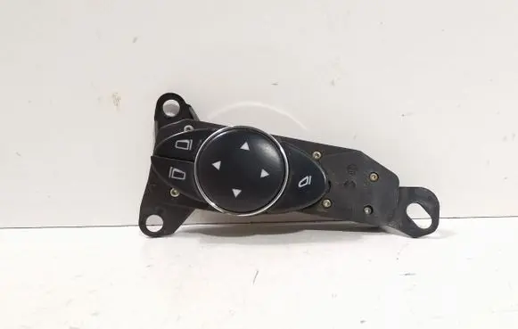 Mercedes-Benz E W211 Wing mirror switch 2118216179