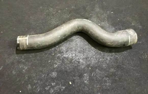 Peugeot 807 Engine coolant pipe/hose X632149