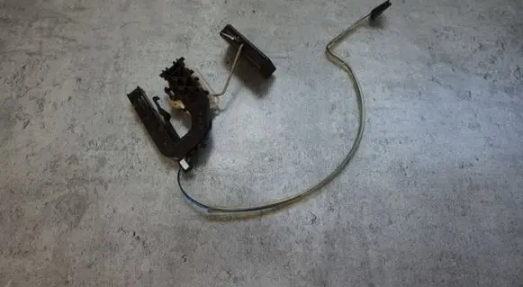 Audi A8 S8 D3 4E Fuel level sensor 4e0919673