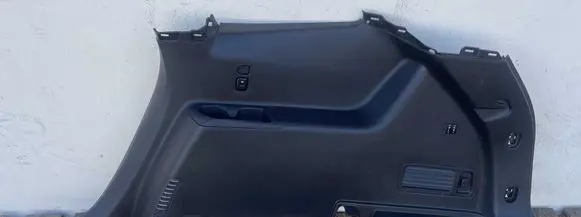 Buick Enclave II Trunk/boot lower side trim panel 84344372