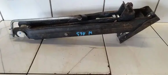 Mercedes-Benz ML W163 Lift Jack 