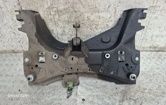 Renault Captur Front subframe 544011380R
