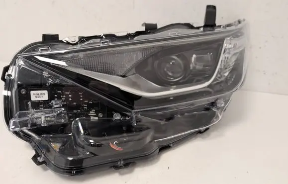 Toyota Auris E180 Headlight/headlamp 90078105 02347 46699