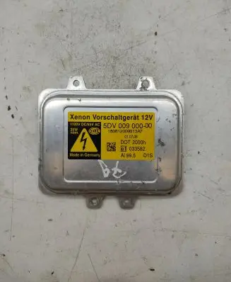 Volkswagen Tiguan Headlight ballast module Xenon 5DV00900000 183812009313AF