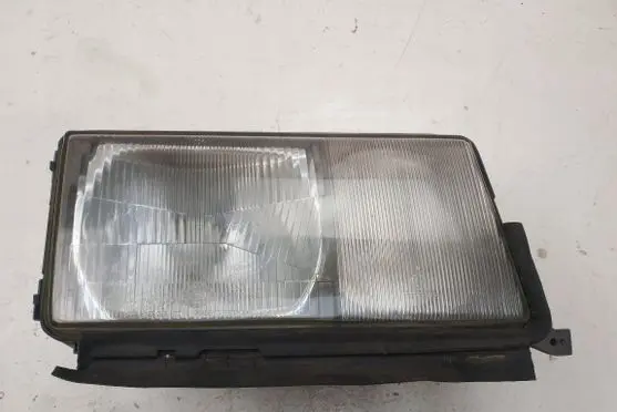 Mercedes-Benz 190 W201 Headlight/headlamp 1305235076
