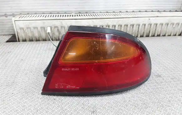 Mazda 323 F Rear/tail lights 0431439