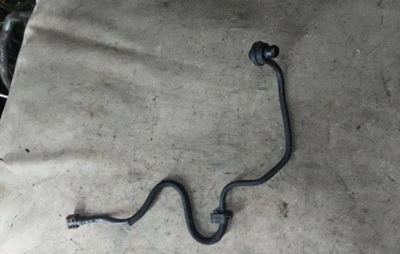 Ford S-MAX Vacuum line/pipe/hose 8G912420BLB