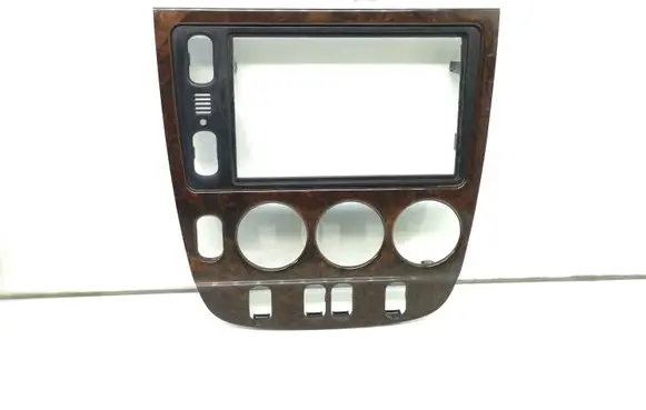 Mercedes-Benz ML W163 Radio/GPS head unit trim A1636808136