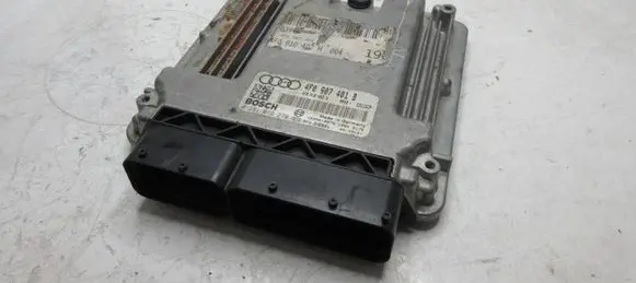 Audi A8 S8 D3 4E Engine control unit/module 4F0907401B 4F0910402H 0281012270