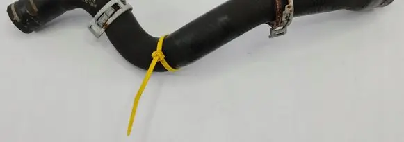 Porsche Cayman 987 Engine coolant pipe/hose 9A110661501