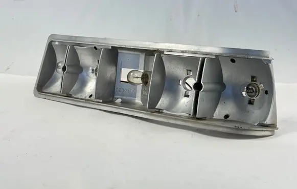 BMW 3 E21 Tail light bulb cover holder 220710020201 FZ2220