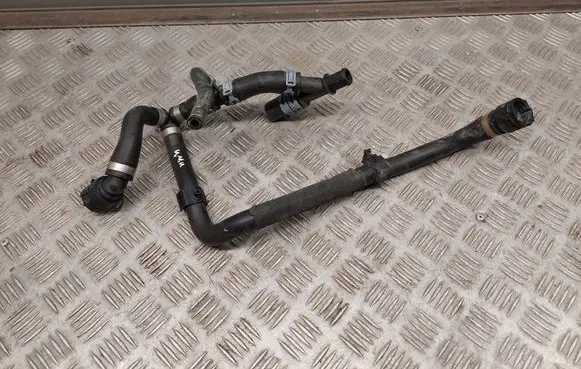 Audi Q7 4M Engine coolant pipe/hose 4M0122109AN