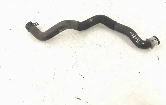 Mercedes-Benz C W204 Engine coolant pipe/hose DALISID4113 2045017182 2045010982