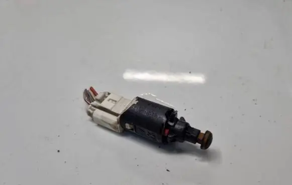 Peugeot 307 Brake pedal sensor switch 9643478880