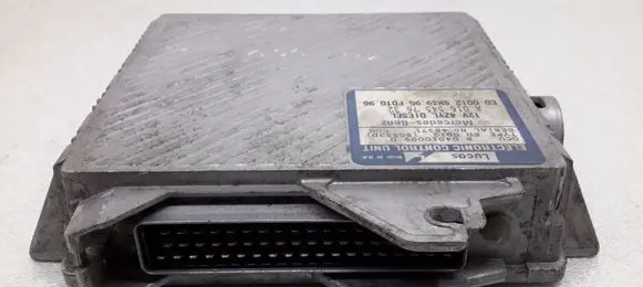 Mercedes-Benz E W210 Engine control unit/module A0165457632