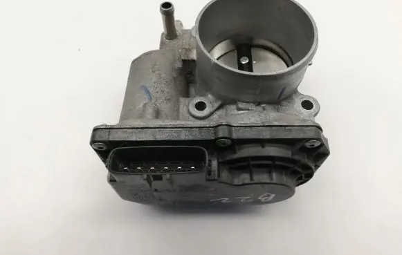Toyota C-HR I Throttle valve 220300T110