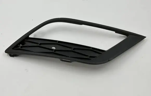 Seat Ibiza IV (6J,6P) Front bumper lower grill 6j0853666e