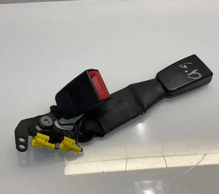 Mercedes-Benz GLK (X204) Middle seatbelt buckle (rear) A2048602669 340431523508 2048602669