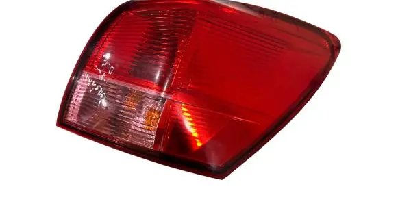 Nissan Qashqai Rear/tail lights 05090