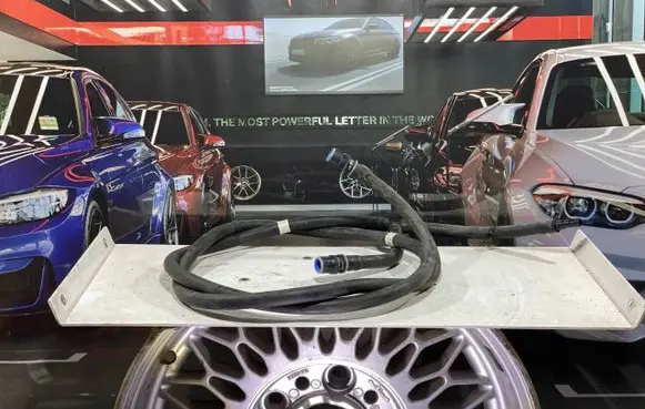 BMW 5 GT F07 Headlight washer hose/pipe 7178742