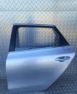 KIA Ceed Rear door 