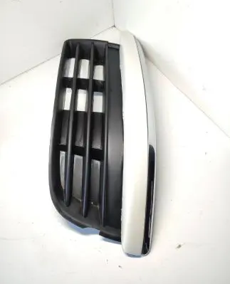 Volkswagen Jetta V Front fog light trim/grill 1K0853665