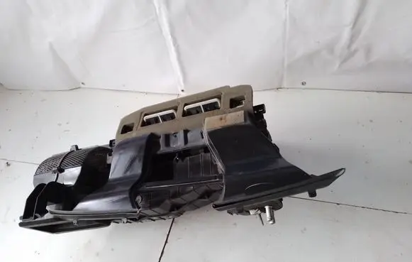 Dodge Grand Caravan Interior heater climate box assembly housing P55111264AD