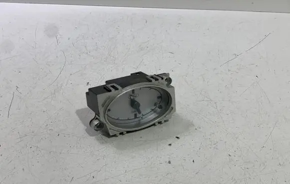 Ford Mondeo Mk III Clock 1S7115000AG 1S7115000