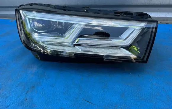 Audi Q5 SQ5 FY Headlight/headlamp 80A941036
