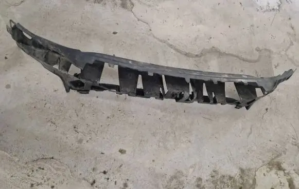 Volvo V40 Front bumper support beam 31383074