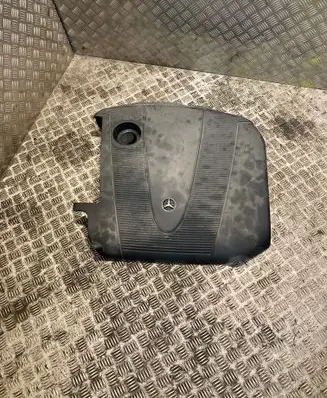 Mercedes-Benz C W203 Engine cover (trim) 6460102367 A6460102367