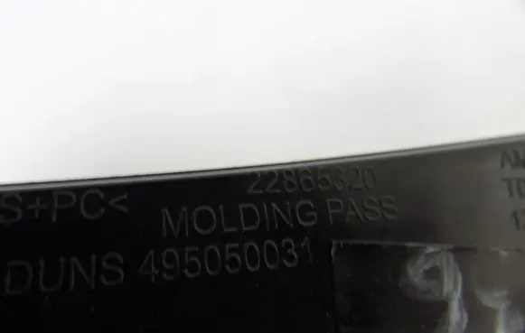 Opel Insignia A Dashboard glove box trim 22865321