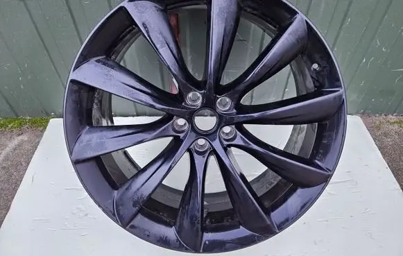 Tesla Model X R18 alloy rim 5X120
