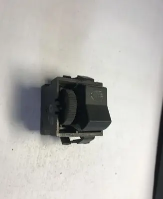 Volkswagen Golf I Light switch 171941531E