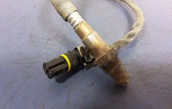 BMW X6 E71 Lambda probe sensor 7577667