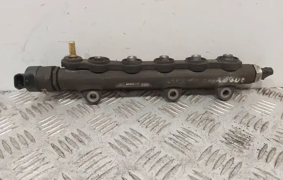Toyota Avensis T250 Fuel main line pipe 8200842432 0445214155 014537L3