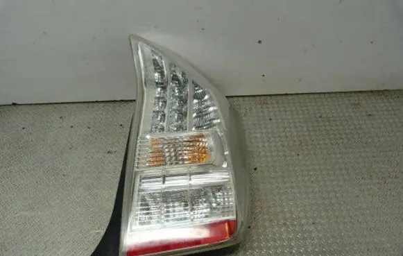 Toyota Prius (XW30) Rear/tail lights