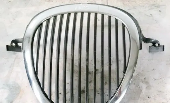 Jaguar S-Type Front grill XR838A100AA XR83-8A100AA
