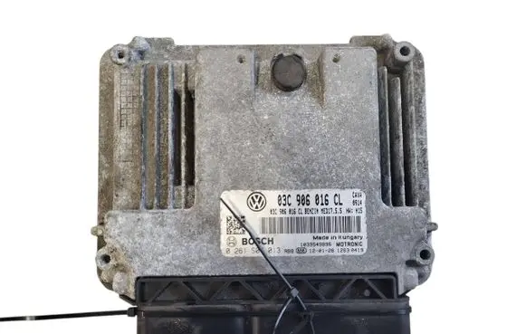 Skoda Octavia Mk2 (1Z) Engine control unit/module 03C906016CL 0261S07013