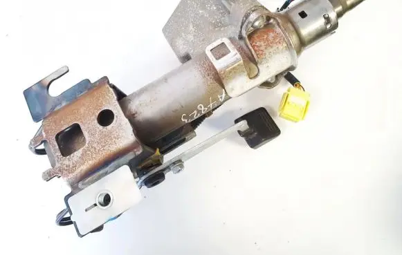 Lexus IS 220D-250-350 Steering wheel axle 0702230838