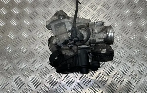 Volvo XC90 EGR valve cooler 8692720