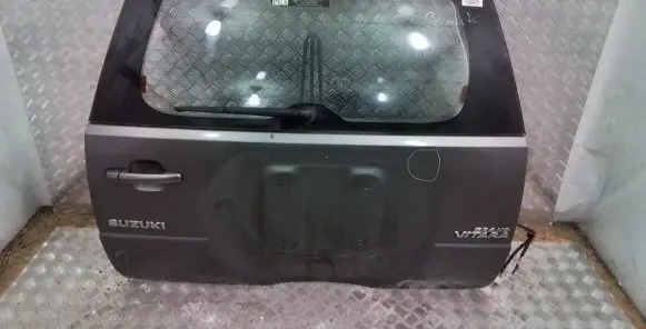 Suzuki Grand Vitara II Tailgate/trunk/boot lid