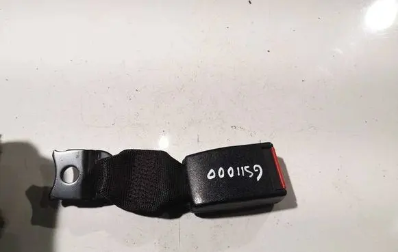 Opel Zafira A Rear seatbelt buckle 13120729