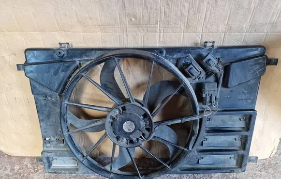 Ford Tourneo Custom Electric radiator cooling fan 0130308422 971338481 3135104031