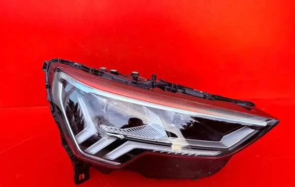 Audi Q3 F3 Headlight/headlamp 83A941036