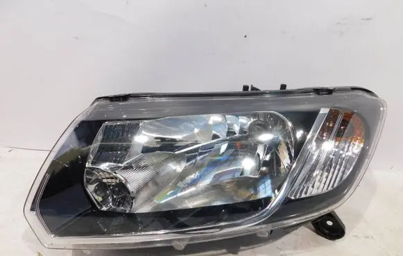 Dacia Sandero Headlight/headlamp 260608494R 0013026 12005