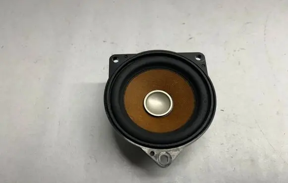 BMW 4 F36 Gran coupe Panel speaker 9240641 65139240641