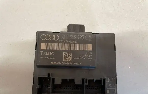 Audi A6 S6 C6 4F Door control unit/module 4F0959795E