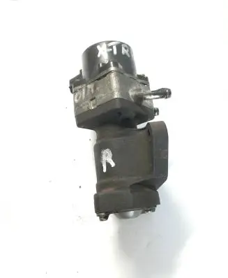 Nissan X-Trail T30 EGR valve
